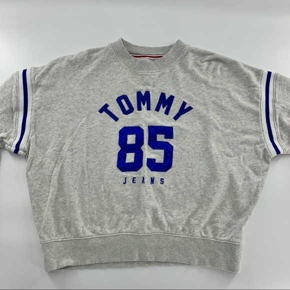 Tommy Hilfiger Varsity Fuzzy Letter 85 Sweatshirt - Picture 3 of 14